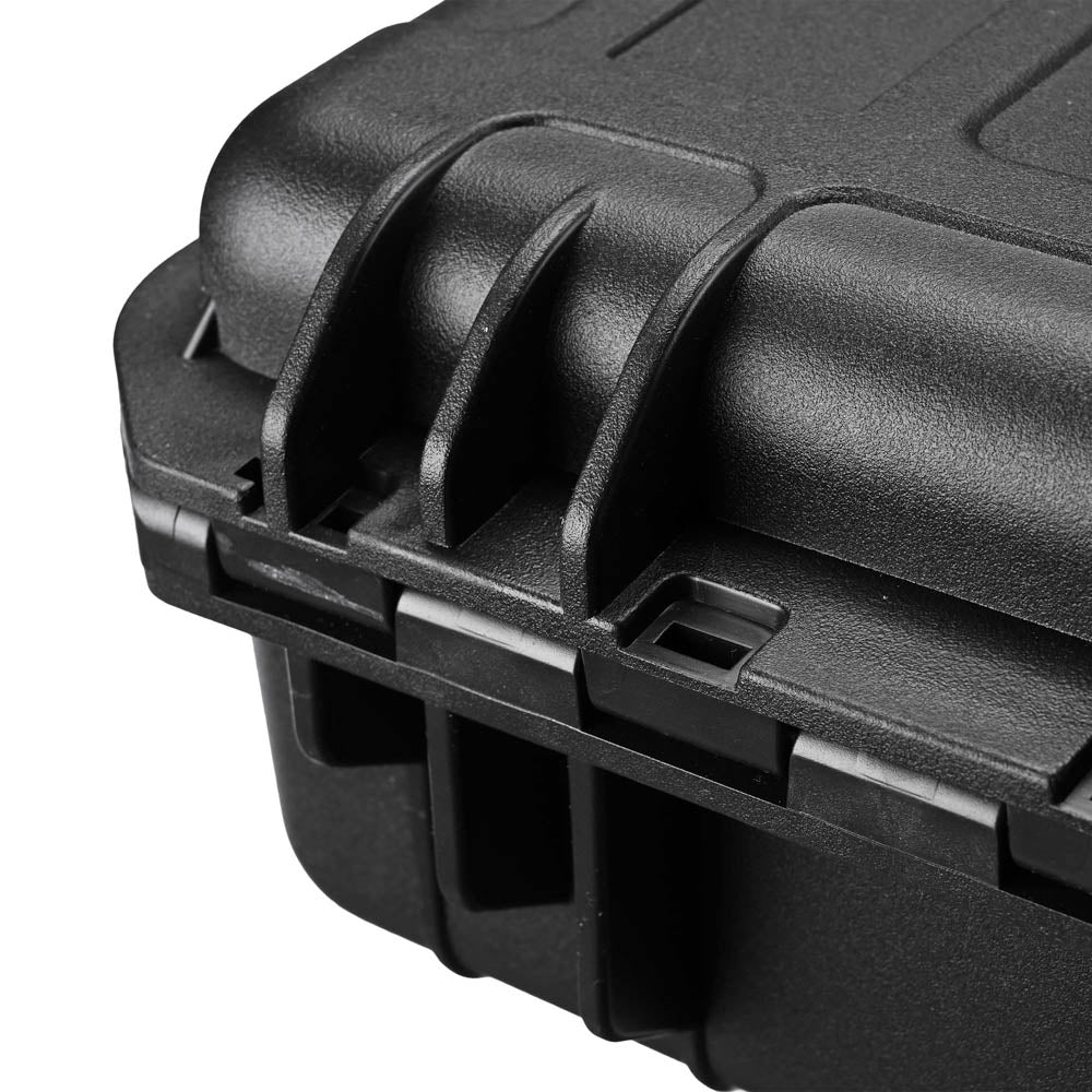 Starlink Mini収納ハードケースの耐衝撃ハードシェルとロック部分
